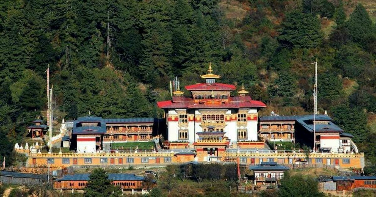 Gompy Lhalunga Sungtrula Rinpocze Gompa Kenczogsum w Bumthangu